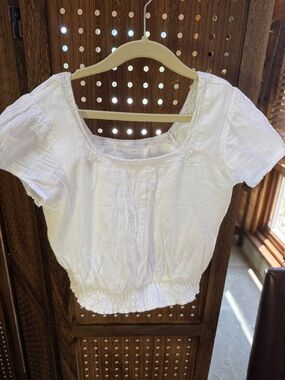 abercrombie kids White Cropped Smocked-Hem Short Sleeve Top